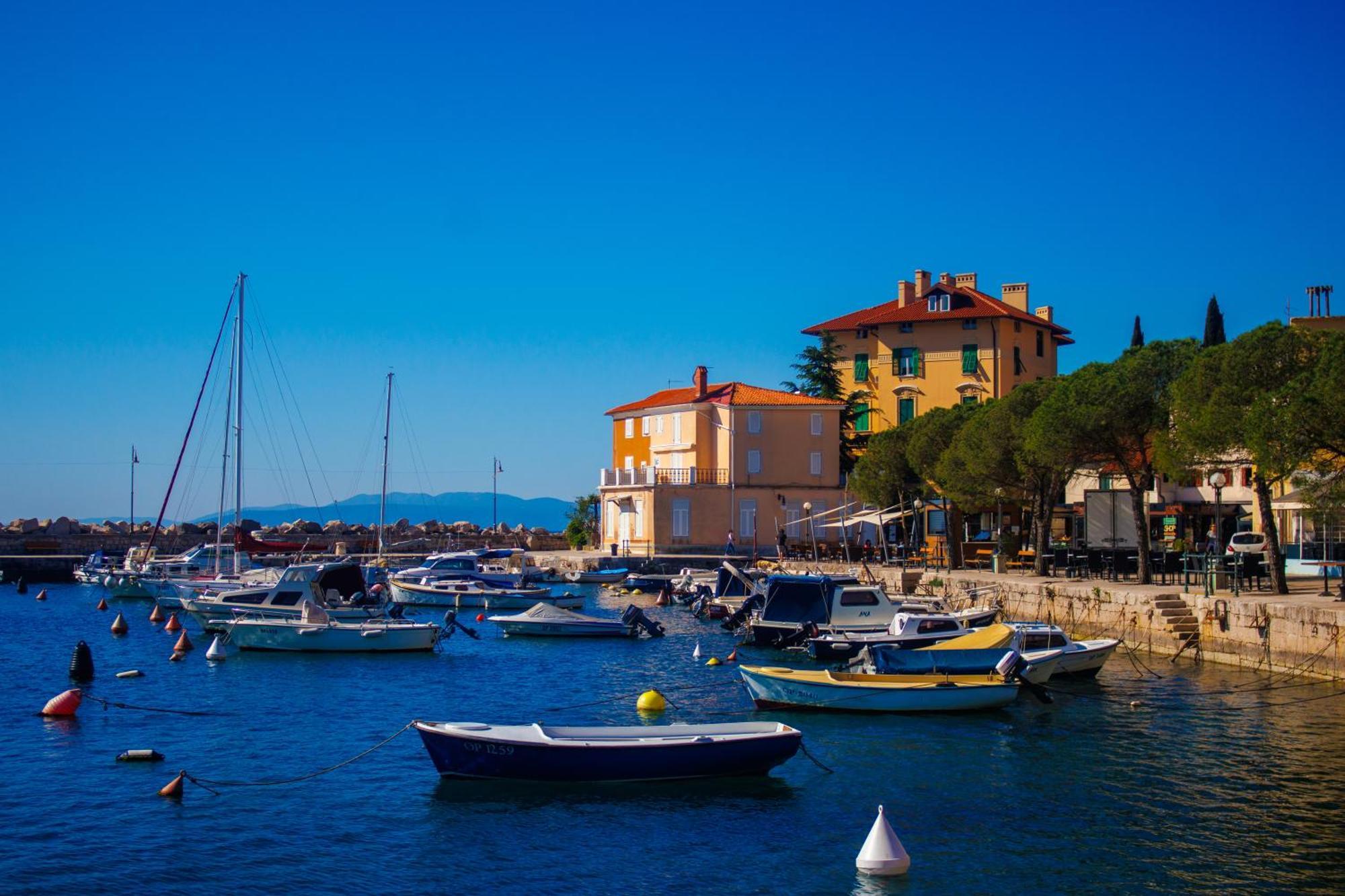 Villa Volos , Free Private Parking Opatija Exteriör bild