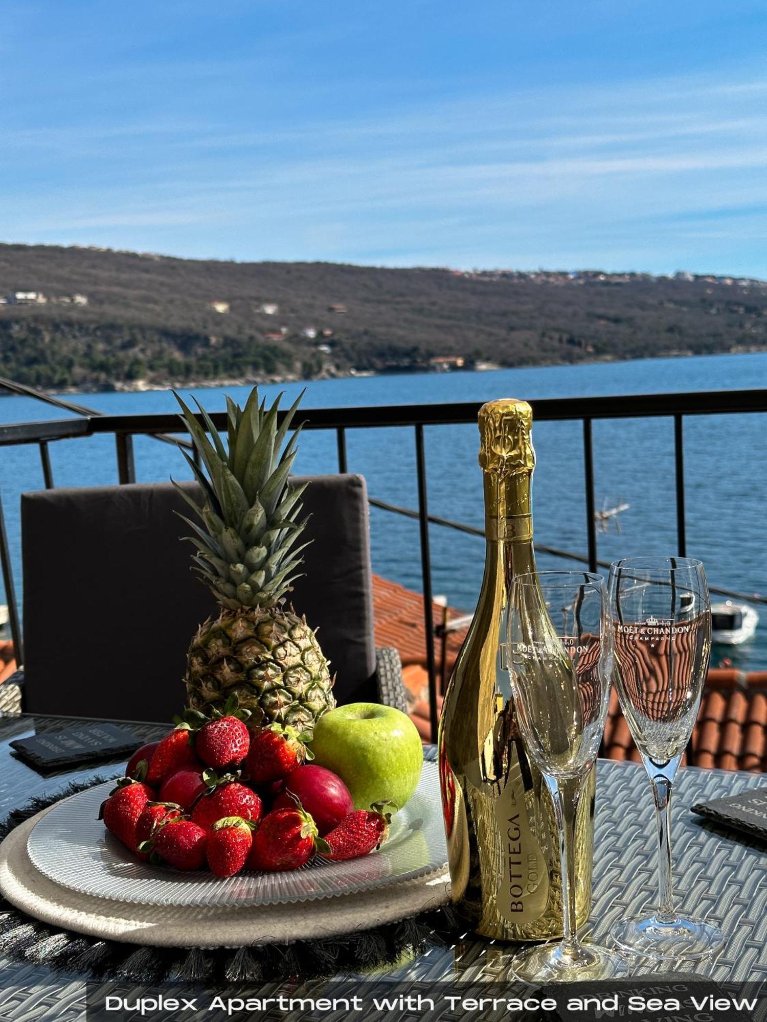 Villa Volos , Free Private Parking Opatija Exteriör bild