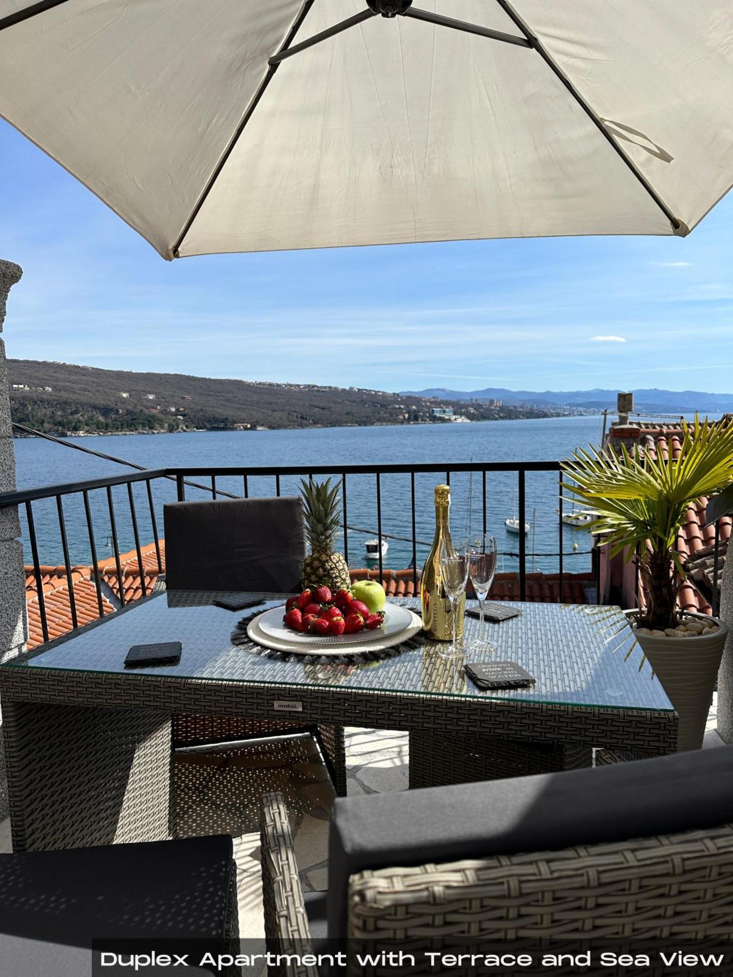 Villa Volos , Free Private Parking Opatija Exteriör bild